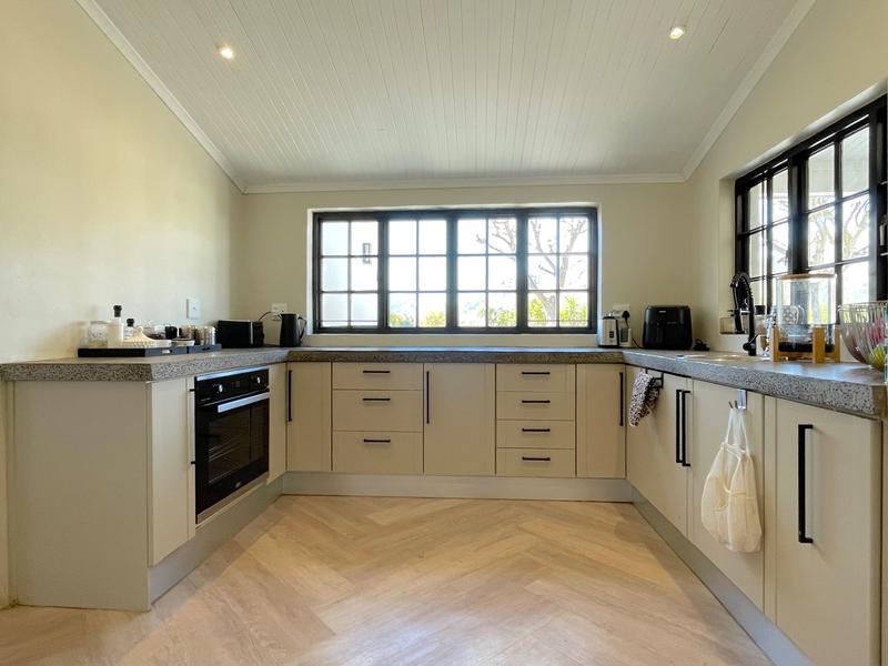 To Let 3 Bedroom Property for Rent in Northshore Western Cape